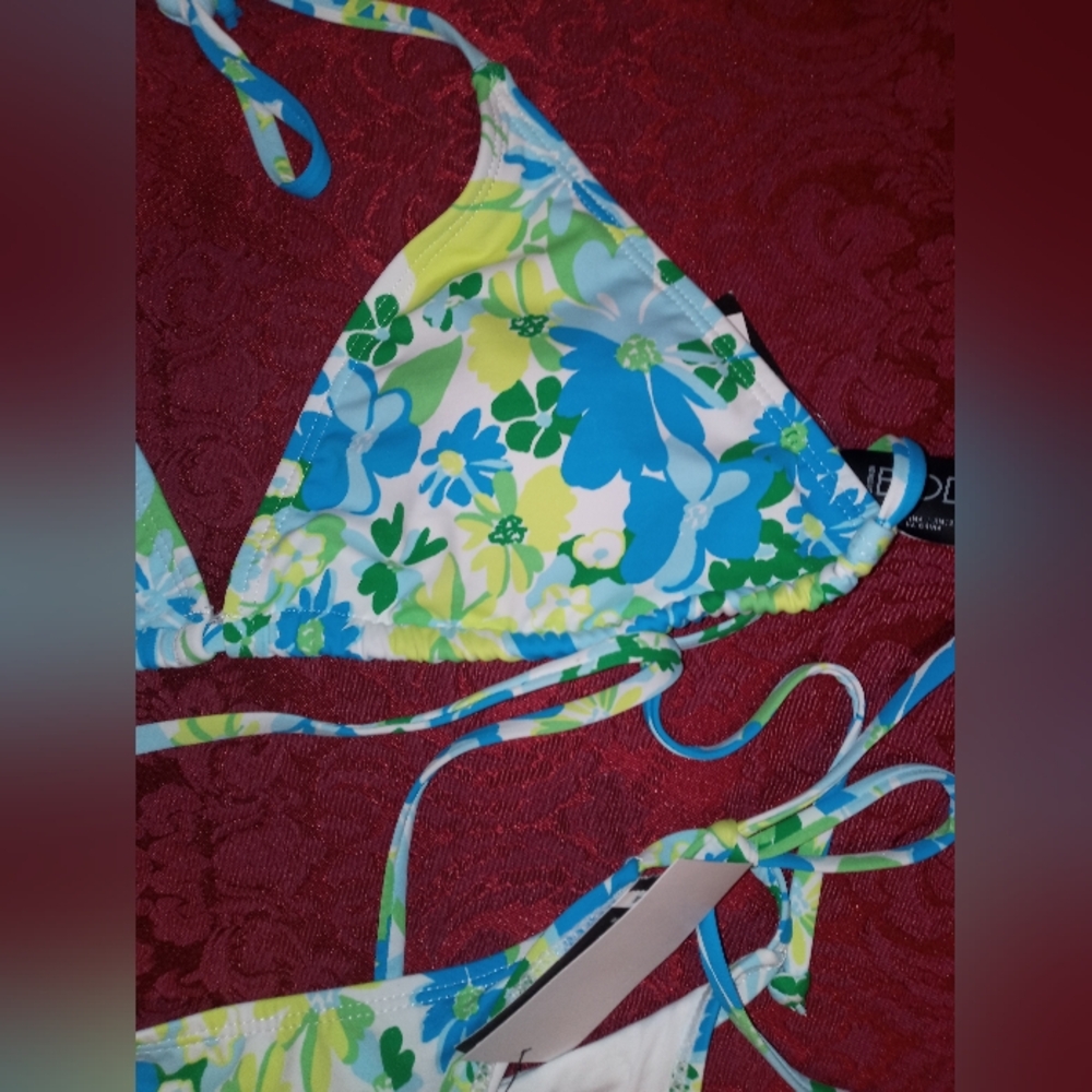 Floral String Bikini 👙 NWT Removable Padding - Picture 2 of 9
